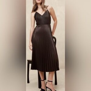 New Banana Republic Vegan leather Pleated Maxi Dress size 6 - Chocolate Brown